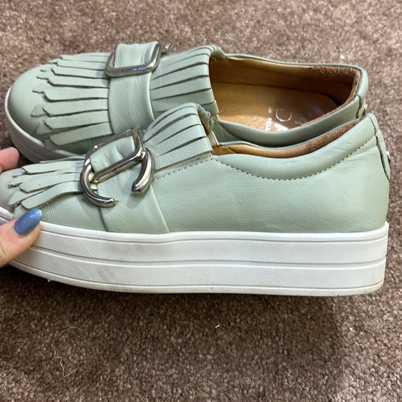 Moda in Pelle Shoes 37. Fit like a 6-6.5 - Picture 7 of 7